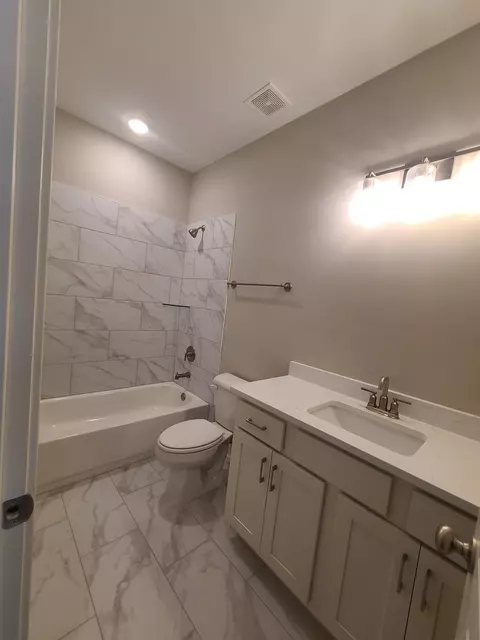 634 Mount Laurel Dr, Collierville, TN 38017 photo 9