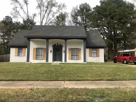 4400 Ann Arbor Ln, Memphis, TN 38128