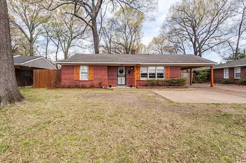 4728 Willow Rd, Memphis, TN 38117