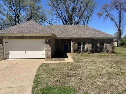 5581 Clara Cv, Memphis, TN 38116