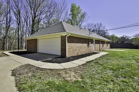Exterior - 175 Abby Rd, Drummonds, TN 38023 photo 5 of 11
