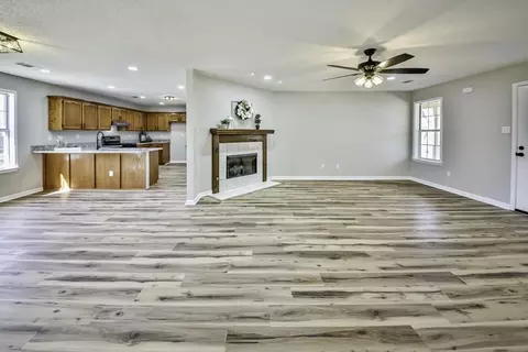 Living - 175 Abby Rd, Drummonds, TN 38023 photo 3 of 4
