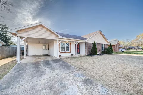 3929 Laurelhill Ln, Bartlett, TN 38135