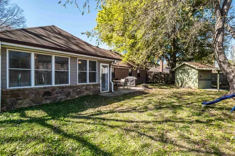 Exterior - 3229 Venson Dr, Bartlett, TN 38134 photo 6 of 8