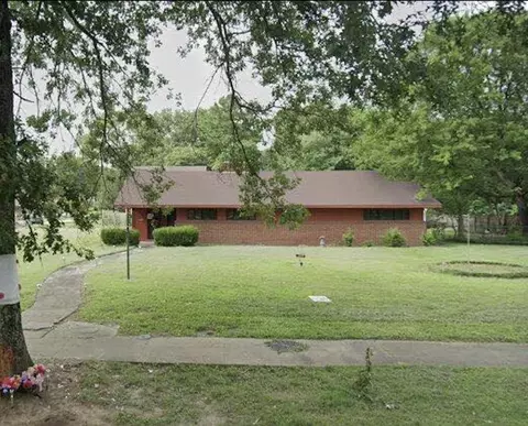 1940 S Parkway St E, Memphis, TN 38114