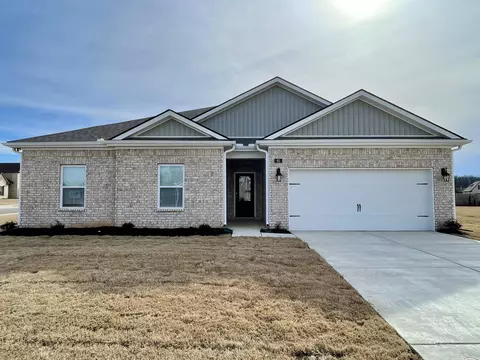 95 Robinwood Ln, Oakland, TN 38060