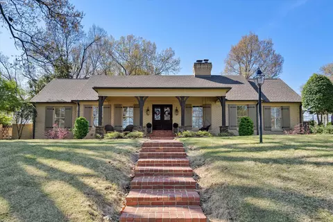 5855 Brierdale Ave, Memphis, TN 38120