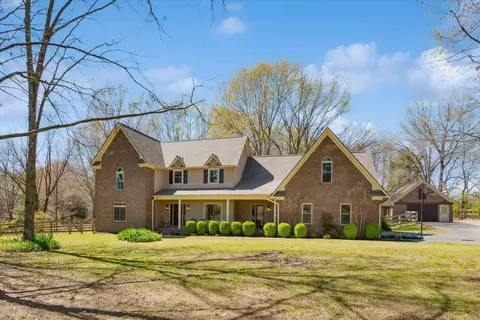 9015 Brunswick Dr, Millington, TN 38053