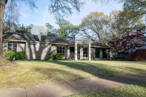 94 Wood Grove Rd, Memphis, TN 38117