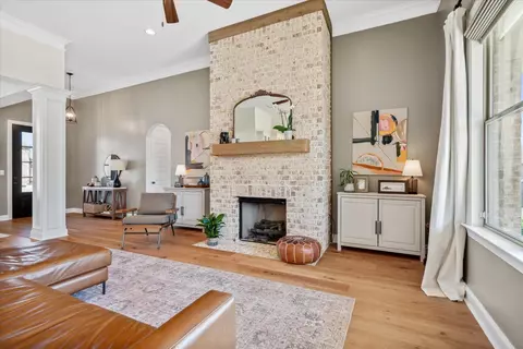 Living - 630 Cedar Shadows Cir E, Collierville, TN 38017 photo 2 of 3