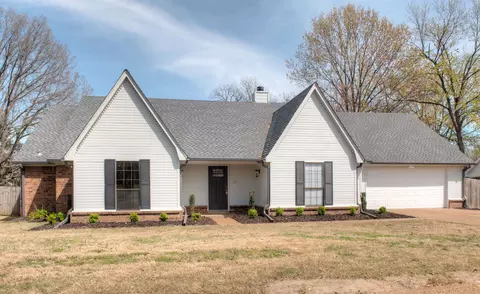 3530 Josee Ln, Bartlett, TN 38135