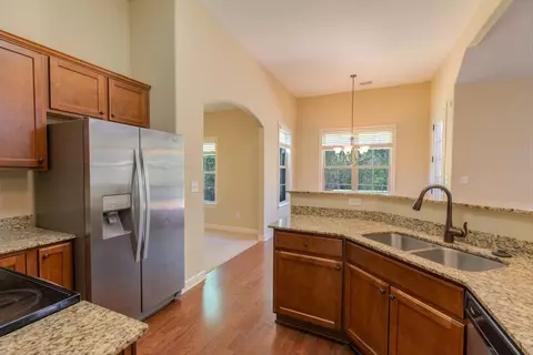 Kitchen - 4953 Canasta Cv, Bartlett, TN 38135 photo 1 of 2