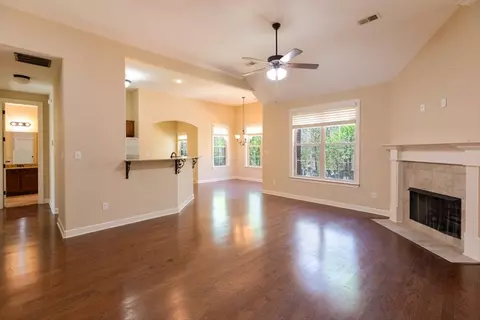Living - 4953 Canasta Cv, Bartlett, TN 38135 photo 2 of 3