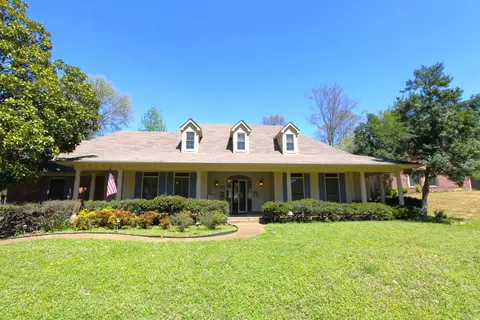 1562 Cordova Mills Cv, Cordova, TN 38016
