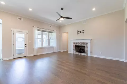 Living - 6411 Sallows Cv, Bartlett, TN 38135 photo 3 of 3