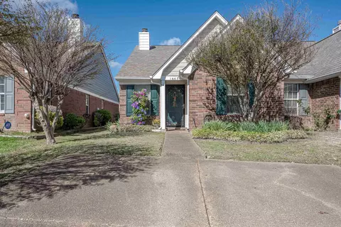 1665 Beaver Trail Dr, Memphis, TN 38016
