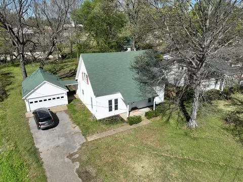 805 S Main St S, Covington, TN 38019