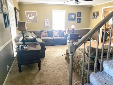 Living - 1986 Bride Rd, Covington, TN 38019 photo 3 of 7