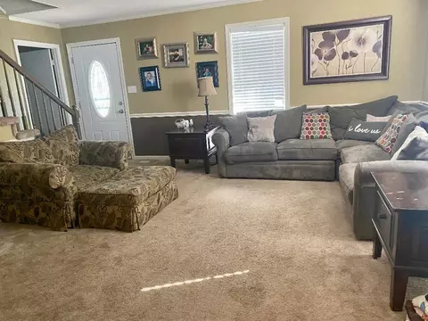 Living - 1986 Bride Rd, Covington, TN 38019 photo 4 of 7