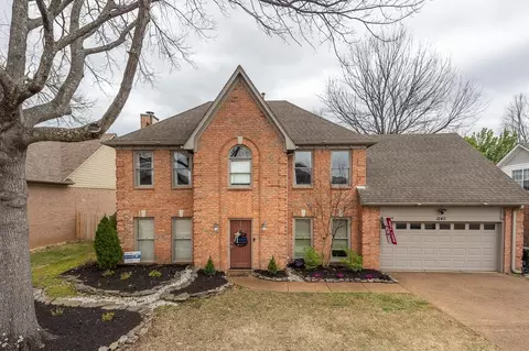 1240 Sugar Ln, Collierville, TN 38017