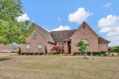 8853 Brunswick Farms Dr, Arlington, TN 38002