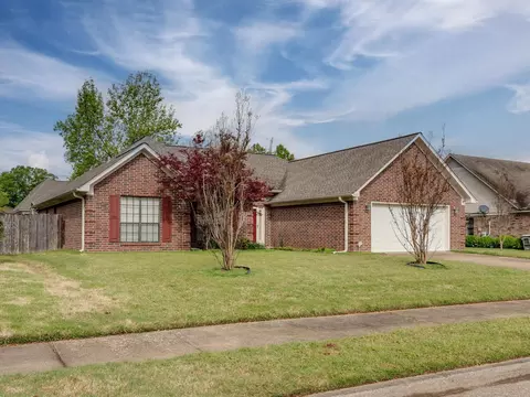 3545 Brandon Ln, Bartlett, TN 38133