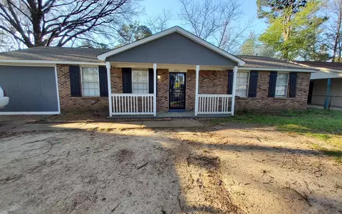 4927 Cromwell Ave, Memphis, TN 38118