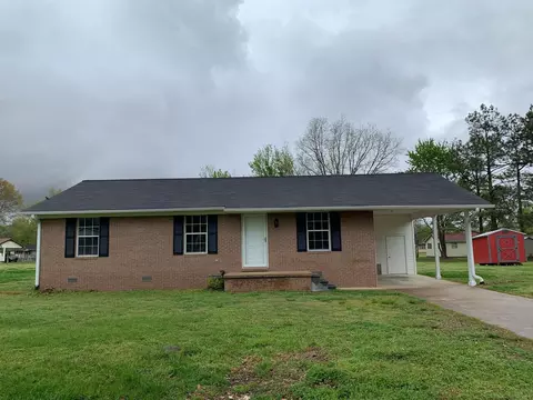 80 Halliburton St, Gates, TN 38037