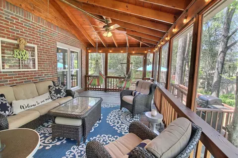 280 N Revell Pointe Dr N, Collierville, TN 38017