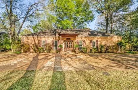 1268 Kirby Pkwy, Memphis, TN 38120