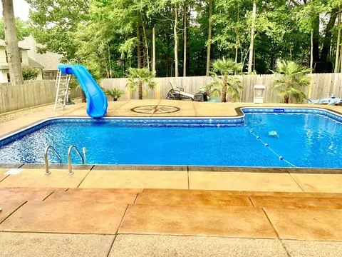 10188 Carly Dr, Lakeland, TN 38002