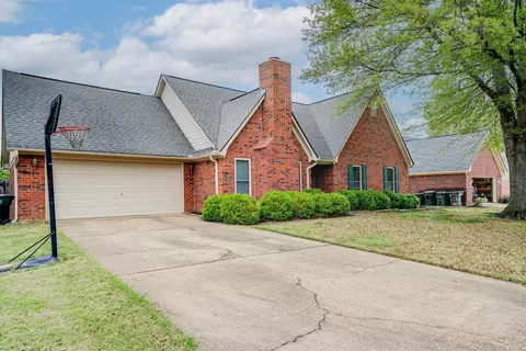 3561 Brandon Ln, Bartlett, TN 38133 photo 2