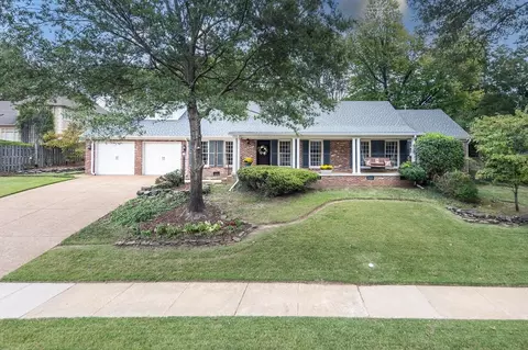 268 Woodmont Dr, Memphis, TN 38117