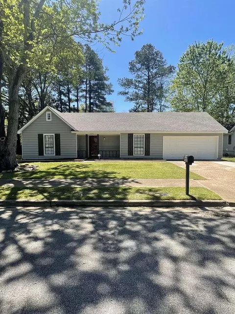 7009 Autumn Crest Cv, Memphis, TN 38125