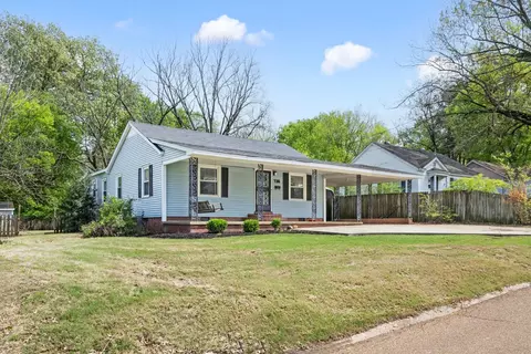 736 High St S, Covington, TN 38019