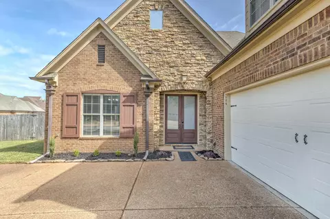 175 Running Brook Ln, Oakland, TN 38060