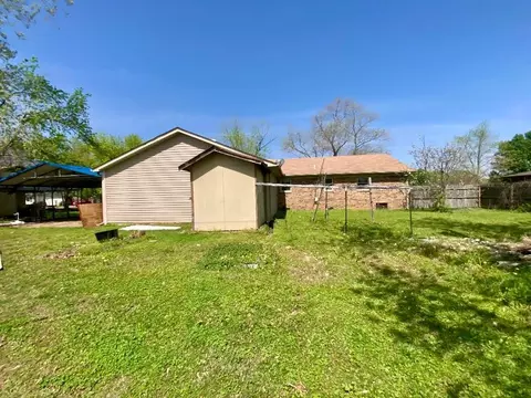 Exterior - 27 Kelley Dr, Covington, TN 38019 photo 4 of 6