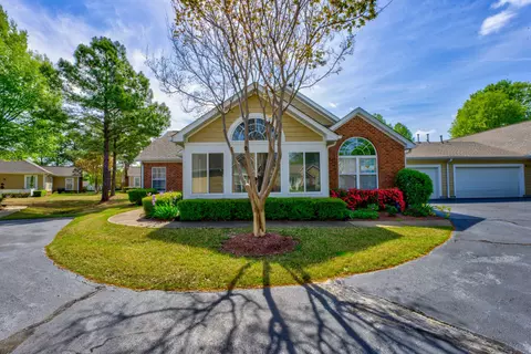 1846 Appling Oaks Cir #85, Cordova, TN 38016