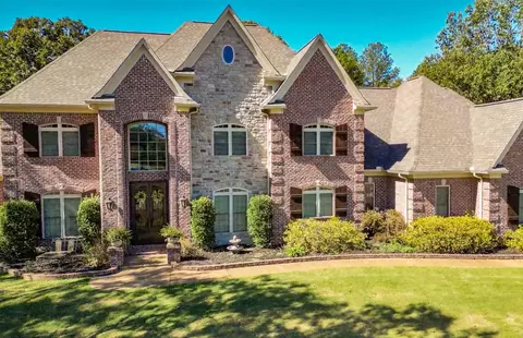 425 Casey Dr, Rossville, TN 38066