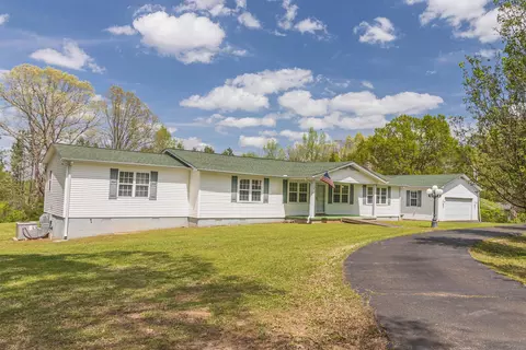 2119 Dunaway Rd, Selmer, TN 38375