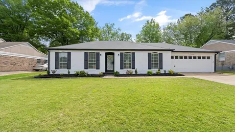 3130 Belle Tower Rd, Memphis, TN 38115