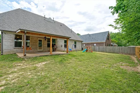 Exterior - 3679 Haynes Rd, Bartlett, TN 38133 photo 4 of 5