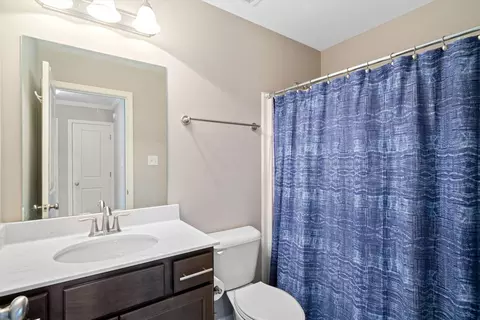 Bath - 3679 Haynes Rd, Bartlett, TN 38133 photo 4 of 4