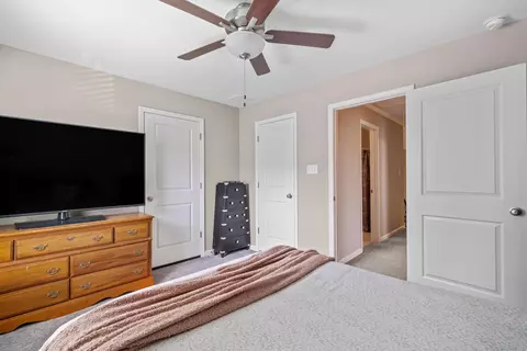 Bedroom - 3679 Haynes Rd, Bartlett, TN 38133 photo 6 of 8