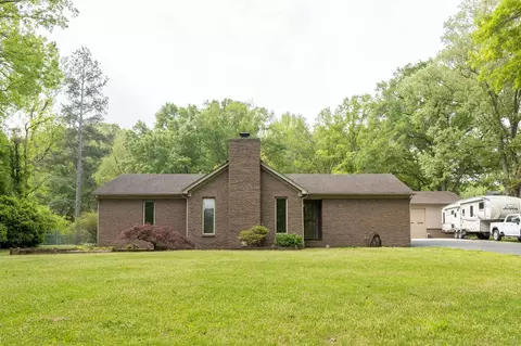 8437 Old Brownvillie Rd, Arlington, TN 38002