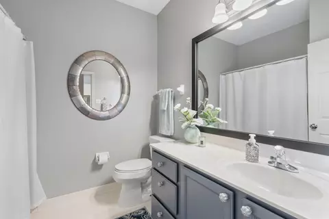 Bath - 121 Mccall Dr, Collierville, TN 38017 photo 6 of 6