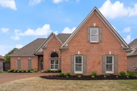 121 Mccall Dr, Collierville, TN 38017