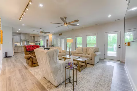 Living - 3524 Endahwin Cv, Millington, TN 38053 photo 1 of 4