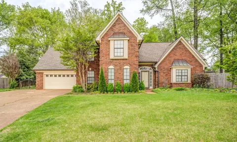 8742 E Carrollwood Ln, Cordova, TN 38016
