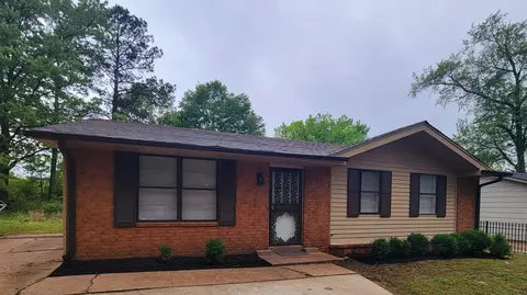307 Sycamore Rd, Collierville, TN 38017